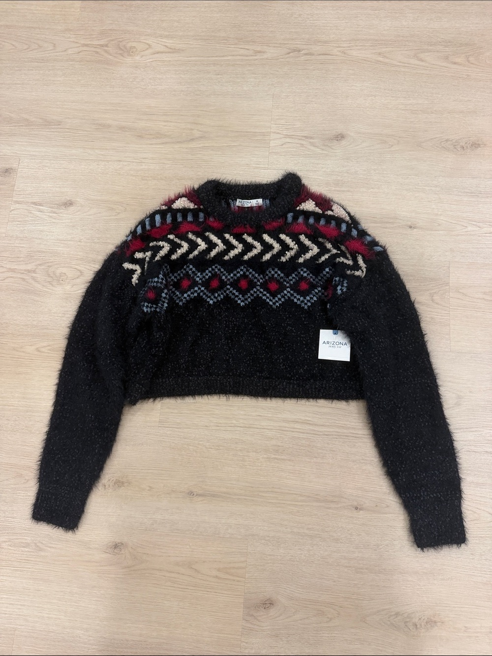 New Arizona Jean Company Medium Black Cropped Fair Isle Sweater with Red & Cream